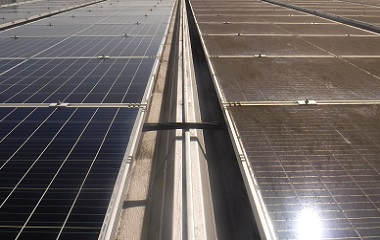 千葉県八千代市にて太陽光パネル洗浄の施工を実施しました。イメージ